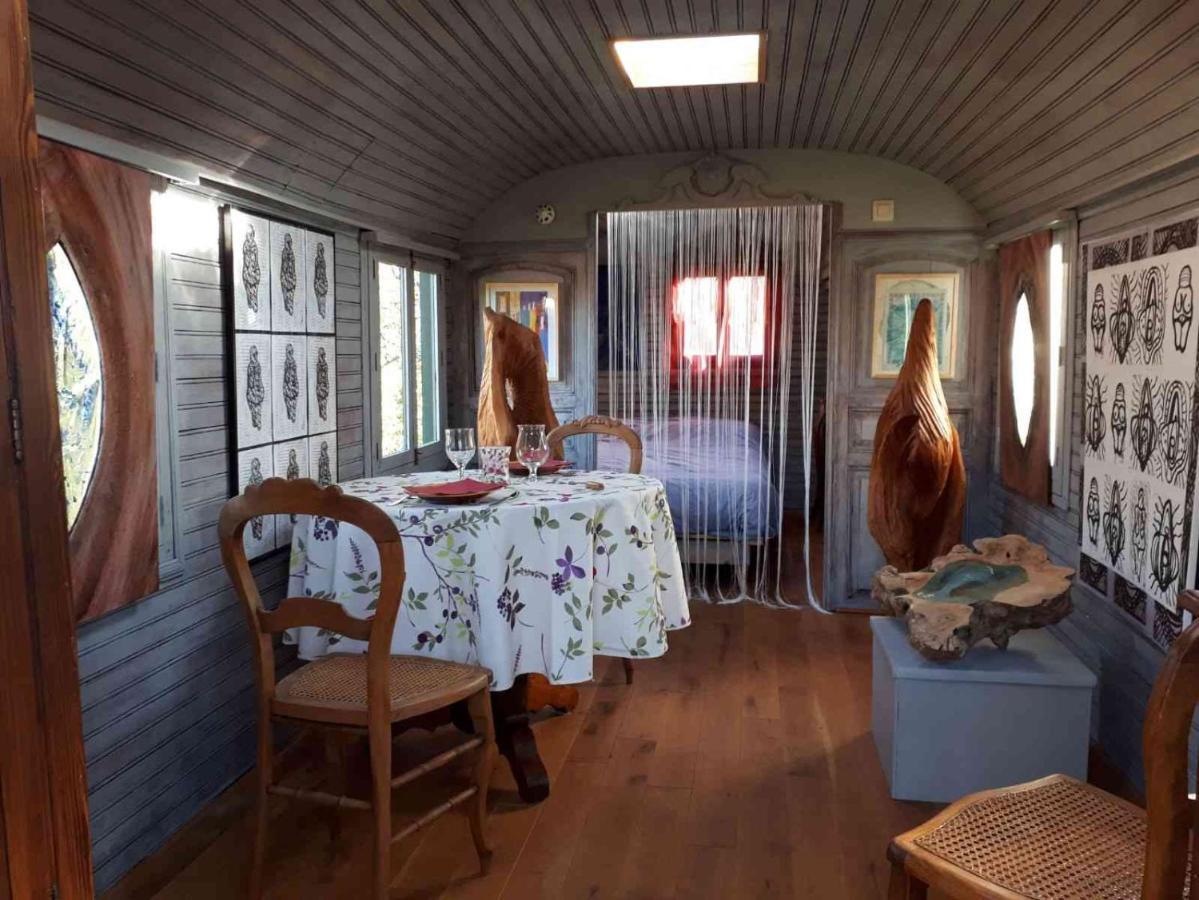 Le Fond De La Biche Bed and Breakfast Goutroux Buitenkant foto